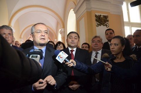 Emil Boc neagă faptul că intenționează să preia șefia PNL