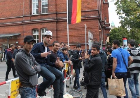 Imigranții sunt acuzați de noi agresiuni sexuale la Berlin împotriva unor adolescente