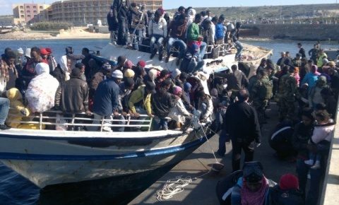 Viena a găsit soluția la problema imigranților: Să-i ținem pe insule!