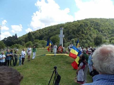 Patrioţii români l-au comemorat pe Gavrilă Ogoranu la Zilele Rezistenței: ”Dușmanii țării se bat cu eroii anticomuniști și morți”