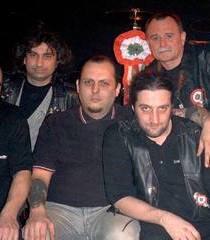 Poliţiştii clujeni anchetează concertul unei trupe din Ungaria, unde au apărut imagini cu Hitler sau ISIS, la Zilele Culturale Maghiare din Cluj-Napoca