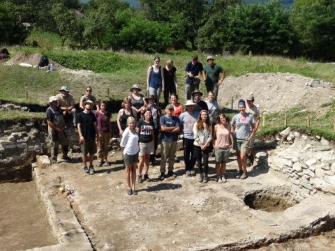 Studenți din Anglia, Germania, Austria și România au învățat arheologie în Capitala Provinciei Dacia Colonia Dacica Sarmizegetusa