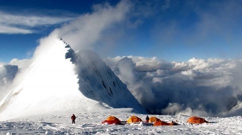 Doi clujeni se pregătesc să cucerească al optulea vârf al lumii – Manaslu, din Himalaya