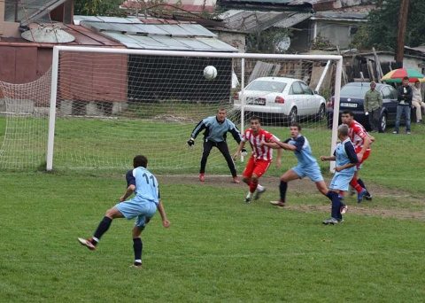 Sănătatea Cluj e pe primul loc în Liga a 3-a la fotbal