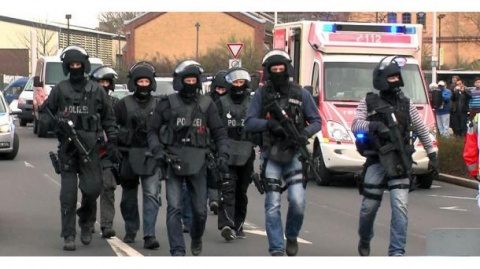 Poliția din Germania anchetează zeci de ofițeri cu simpatii neo-naziste. Refuza să accepte autoritatea statului german după Al Doilea Razboi Mondial