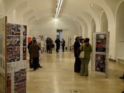 Expoziție foto la Viena cu lucrările profesorilor de la Universitatea de Artă și Design din Cluj-Napoca