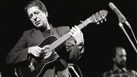 Jurnalist occidental: Leonard Cohen ar fi murit de dezamăgire că a câștigat Donald Trump alegerile?