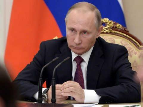 Putin îl felicită pe Trump pentru victorie