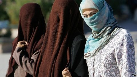 Austria interzice vălul islamic