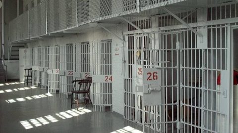 Tânăr din Cluj, condamnat la 4 luni cu executare fără a fi citat sau anunţat de pedeapsă