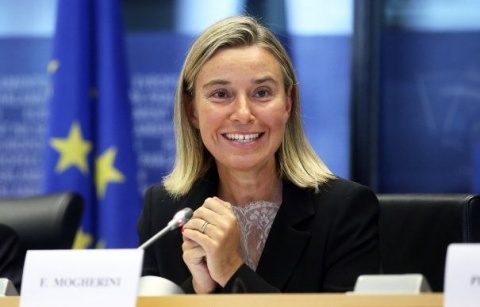 Mogherini, fosta şefă a diplomaţiei UE a fost reţinută. Era prietena politicienilor români de la putere
