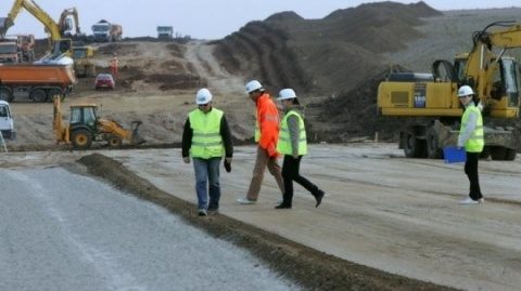 S-a semnat certificatului de urbanism pentru sectorul de autostradă Gilău -Mihăieşti