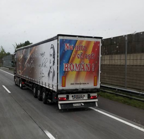 România – la plimbare cu tirul prin Europa! „Nu uita că ești român!”
