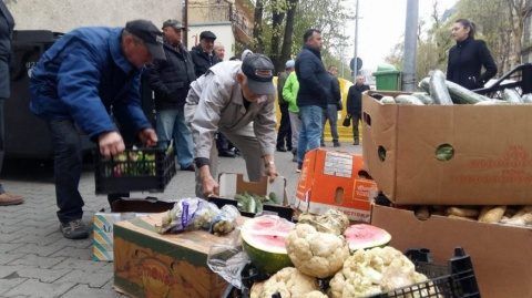 Legumicultorii au protestat la primăria clujeană. Nu vor să mai fie amendați