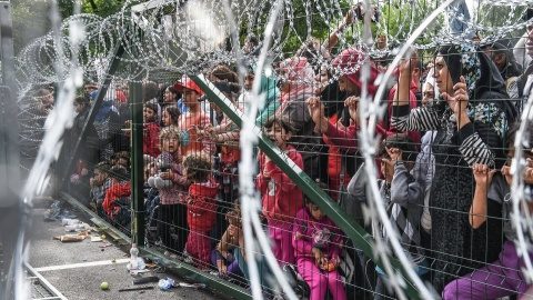 Ungaria anunță că ridică gard înalt la granița cu România de frica imigranților
