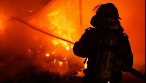 Incendiu la o clădire din cartierul Grigorescu din municipiul Cluj-Napoca