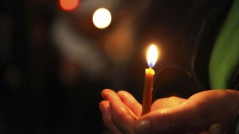 Lumina Sfântă de la Ierusalim ajunge la Cluj-Napoca. La ora 21.00