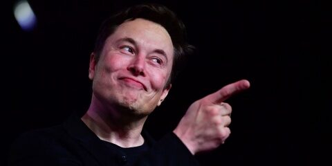 Într-un interviu pentru revista Time, miliardarul Elon Musk: Sunt împotriva ideii de a forța oamenii să fie vaccinați. Dați-le oamenilor libertatea înapoi!