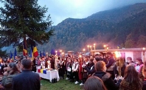 Către Inspectoratul de Poliție Județean Harghita. Comunicat despre Crucile românești de la Valea Uzului