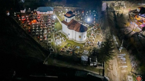 Ierarhi ortodocși la comemorarea martirilor și mucenicilor de la Târgu Ocna. Valeriu Gafencu pomenit