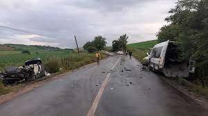 Şapte persoane au fost rănite, dintre care un bărbat descarcerat era în stare mai gravă, în urma unui accident rutier la Triteni