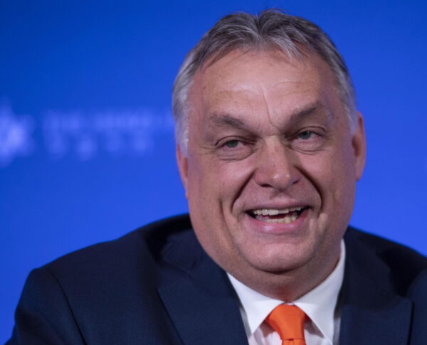 Presa maghiară susține că Viktor Orban este vinovat de respingerea intrării României în Schengen. E prietenul lui Putin