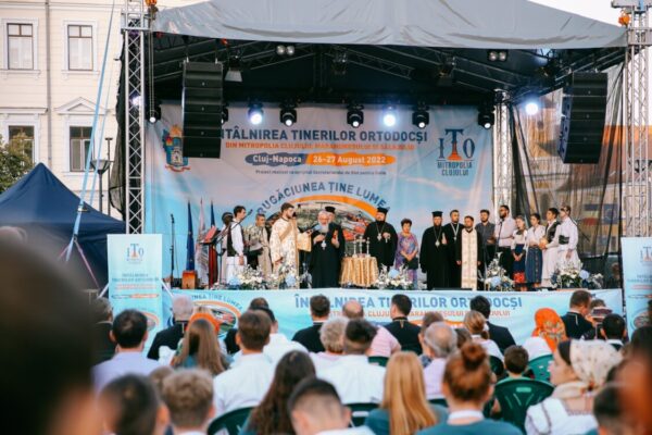 La Cluj-Napoca a debutat „Întâlnirea tinerilor din Mitropolia Clujului, Maramureșului și Sălajului”