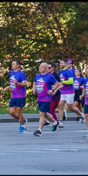 Emil Boc a alergat alături de colegii din Primărie la crosul de 4 kilometri organizat de WIZZ AIR