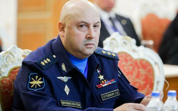 Serghei Surovikin, „generalul rus Armaghedon” schimbă tactica feroce: Distrugerea infrastructurii civile și militare a Ucrainei. Apoi tactica „cecenă” de pârjolire a teritoriului ocupat