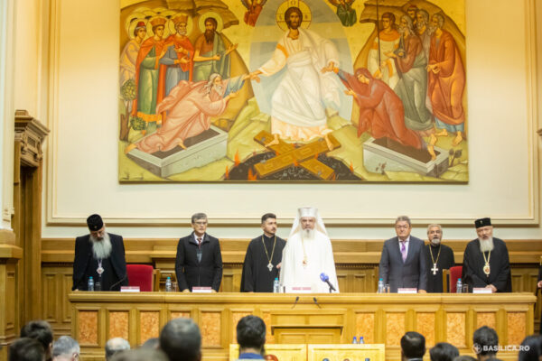 IPS Andrei, mitropolitul Clujului, a conferențiat în cadrul Simpozionului Internațional de Teologie „Importanța rugăciunii în viața eclesială şi personală a credincioșilor”