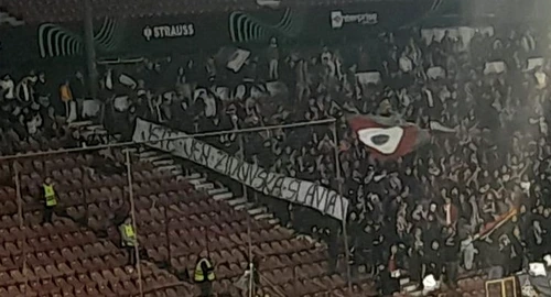 Galeria feroviară CFR Cluj nu a făcut față asaltului scandărilor rasiste ale fanilor Slavia Praga: ”Țiganii, țiganii” la adresa românilor