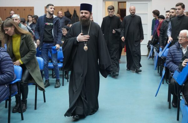PS Benedict Bistrițeanul a deschis seria de conferințe organizate în Postul Crăciunului de ASCOR Alba Iulia