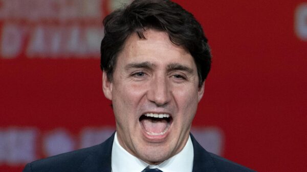Premierul canadian Justin Trudeau audiat pentru aplicarea unei legi speciale împotriva camionagiilor de la ”convoiul libertății”
