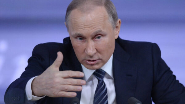 Putin, atac antiminoritar: interzice orice exprimare în public a comportamentului sau stilului de viaţă LGBT în Rusia