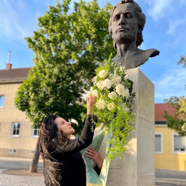 Mihai Eminescu celebrat la Viena de românii din Austria