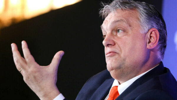 Viktor Orban defetist: Războiul din Ucraina nu are o soluţie pe câmpul de luptă, conflictul poate fi soluţionat numai prin diplomaţie