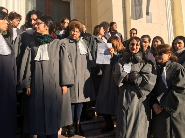 Ministrul Justiției propune noi pensii speciale. Sunt bani pentru elitele țării