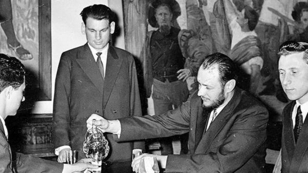 14 – 16 februarie 1956: „Atacul asupra legaţiei RPR de la Berna”. Patrioți împotriva comuniștilor de la București (Video)