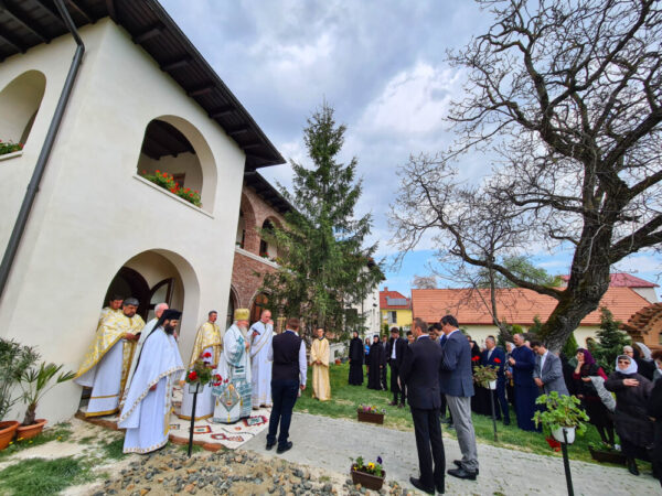 Hramul Mănăstirii „Sfânta Elisabeta” din Cluj-Napoca și binecuvântarea noii case monahale
