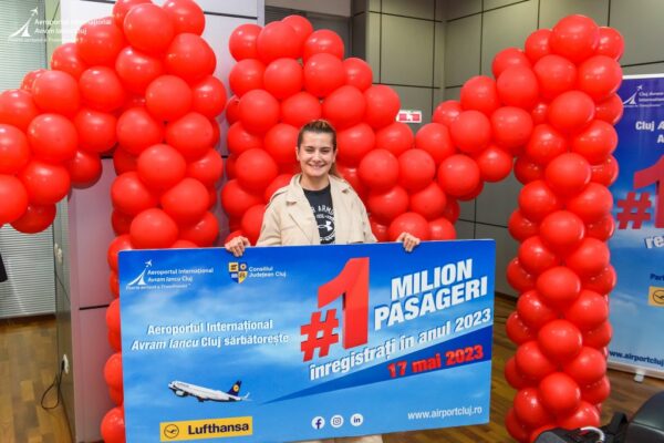 Pasagerul cu numărul 1 milion din 2023, sărbătorit pe Aeroportul ”Avram Iancu” Cluj