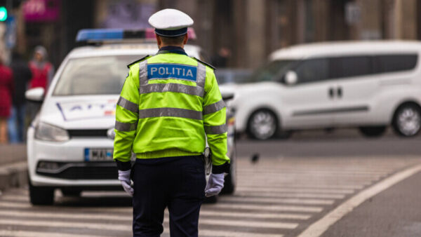 Poliștii clujeni au arestat un tânăr de 17 de ani care a furat un telefon mobil. Au dat lovitura
