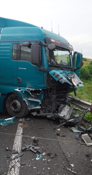 Accident tragic pe DN1 Cluj – Oradea. Doi morți