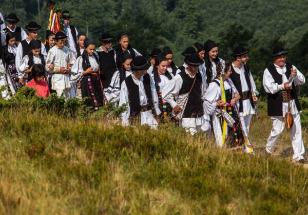 Patrimoniul cultural imaterial din Cluj şi Țara Moților, promovat în Polonia