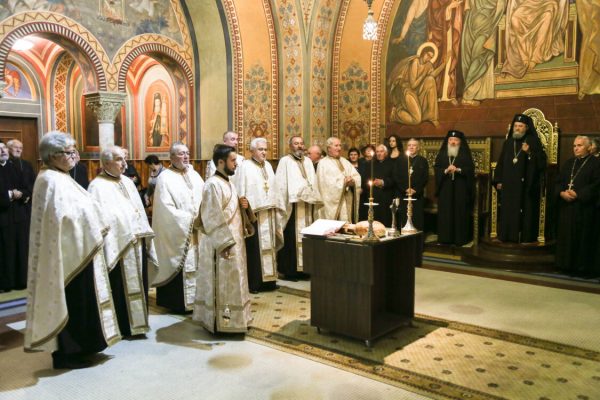 Revedere la Facultatea de Teologie Ortodoxă din Sibiu, la 45 de ani de la absolvire. A participat fostul student, actualul IPS Andrei