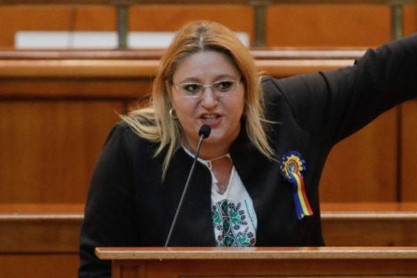Zelenski și-ar fi anulat discursul din Parlamentul României. S-ar teme de Șoșoacă?