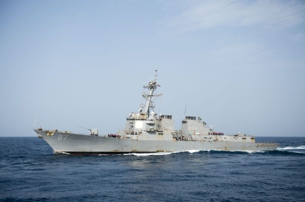 Americanii au eliberat nava capturată de rebelii Houthi