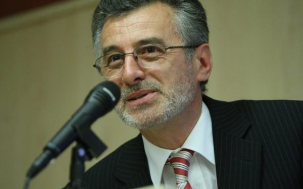 Sentinţă definitivă: idolul istoricilor progresiști Victor Neumann a fost turnător la Securitate