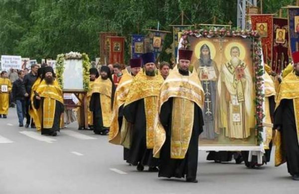 Biserica Ortodoxă din Ucraina răspunde dur deciziei BOR de unire religioasă cu românii din țara vecină: „nu unește credincioșii ortodocși, ci divizează Trupul unic al Bisericii și creează o schismă”