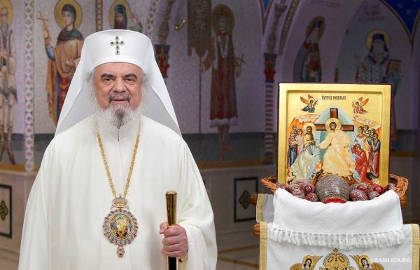 Patriarhul Daniel: Nu postim pentru a fi văzuți sau lăudați de oameni, ci postim ca să‑L iubim mai mult pe Dumnezeu
