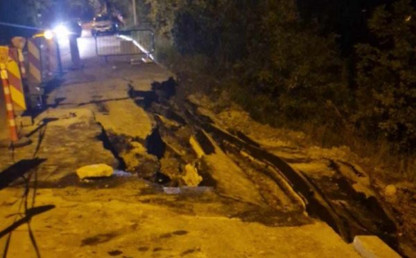 Strada Uliului din Cluj-Napoca a fost închisă temporar. A luat-o la vale în jos
